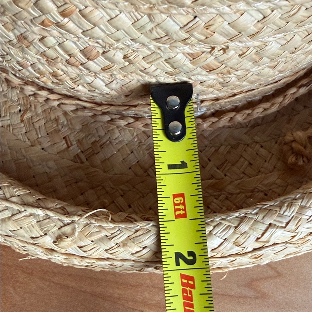 Vintage Liz Claiborne Straw Bowler Rolled Brim Hat Tan With Metal LC Brand Tag - Picture 9 of 17